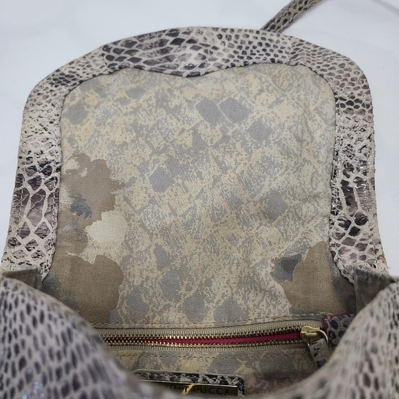 Elliott Lucca Leather Crossbody‎ Bag - Picture 7 of 10